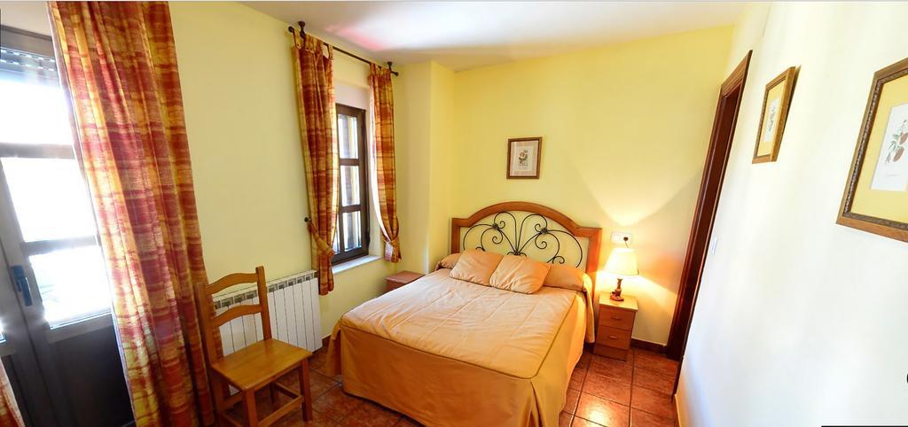 فندق Hostal Bar Stop Velilla del Rio Carrion المظهر الخارجي الصورة