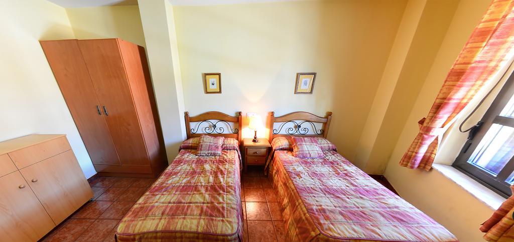 فندق Hostal Bar Stop Velilla del Rio Carrion المظهر الخارجي الصورة
