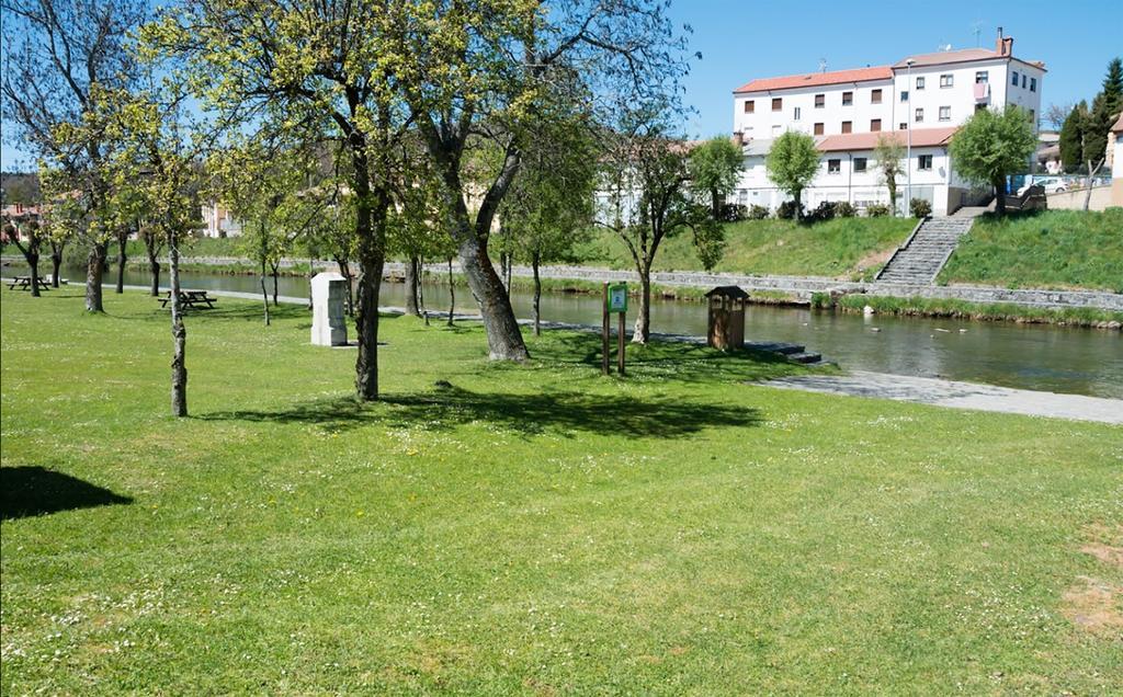 فندق Hostal Bar Stop Velilla del Rio Carrion المظهر الخارجي الصورة